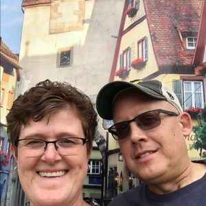 Meet your Posher, Jolynne